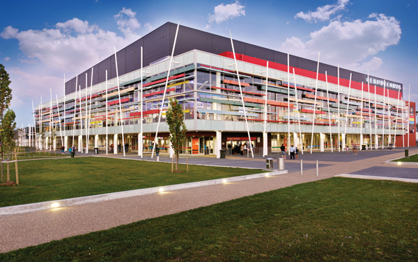 Claudelands-Exterior-600px